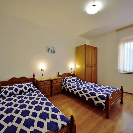 Ivamar-1 By Interhome Jezera