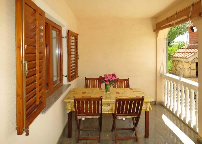 Ivamar-1 By Interhome Lägenhet Jezera